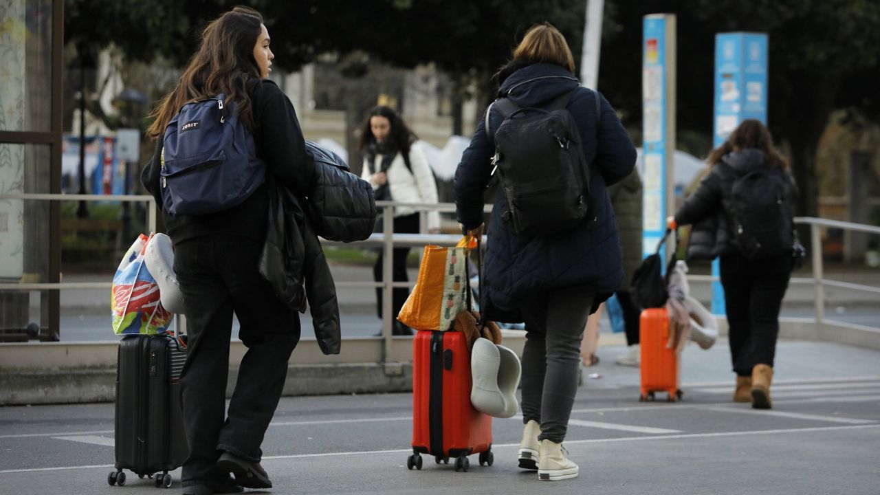 Consumo bloquea 66.000 anuncios ilegales de pisos anunciados por Airbnb