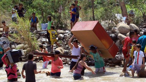 El pasado 19 de agosto, los pasos entre el departamento colombiano de Norte de Santander y el estado venezolano de Táchira fueron cerradas por orden de Venezuela tras un ataque de presuntos contrabandistas contra militares.