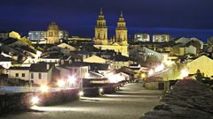 A Muralla de Lugo de noite