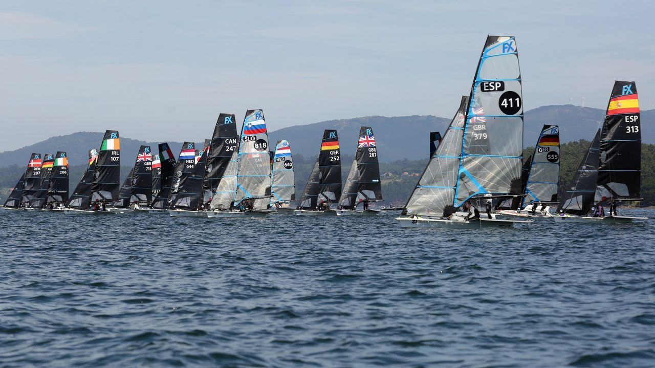 El Real Club de Regatas Galicia impulsa una escuela de vela para recuperar del olvido a Vilagarcía como cantera de regatistas