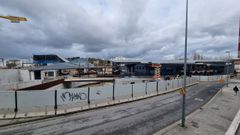 La Intermodal de Lugo avanza: a la derecha la nueva estaci�n de tren y a la izquierda la de buses, mientras que en el centro la pasarela exterior que las une y por debajo el paso que unir� el centro con el Sagrado Coraz�n