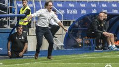 Anquela en el Real Oviedo-Osasuna