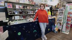 Cristina Lagares regenta la librer�a focense