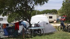 Instalaciones del c�mping municipal A Lagoa, junto a la playa de A Frouxeira, en una imagen de archivo