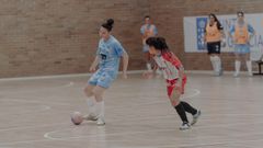 Fiesta de ascenso en Cortegada.El Estrela llega a la Primera Divisi�n del f�tbol sala femenino, tras imponerse al Linyola
