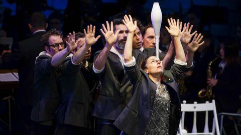 Espect�culo  Orquestra de Malabares , de Pistacatro