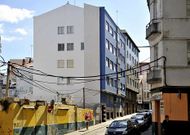 El edificio de esta comunidad de propietarios est� ubicado en la calle Almendra. 