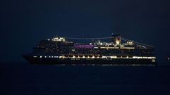 Crucero entrando en Puerto