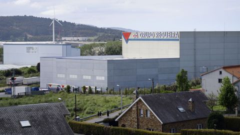 Centro log�stico del Grupo Regueira en el pol�gono de Arteixo.