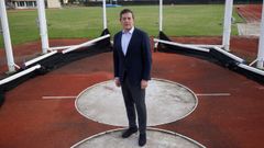 Besteiro, nas pistas de atletismo da USC, onde estudou �grazas �s bolsas de Felipe Gonz�lez�
