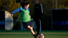 Helena Torres, entrenando con el Real Oviedo