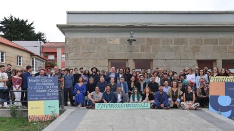 Foto de familia de los nominados a los Premios Martn Cdax