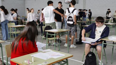 Primer d�a de la selectividad en el IES Vilar Ponte de Viveiro