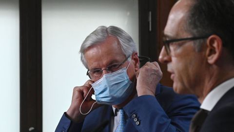 Michel Barnier y Heiko Maas, durante su comparecencia en Berl�n