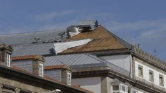 Un fuerte temporal levant la cubierta del tejado del teatro en el ao 2014