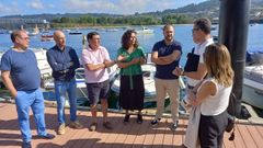 Susana Lenguas, presidenta de la Conseller�a del Mar, en el centro de la imagen.