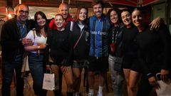 <span lang= gl >A alcaldesa, Carmela L�pez, con integrantes de Fanto Fantini, e Tanxugueiras</span>