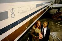 Mariluz Barreiros en el bautizo del avi�n que lleva el nombre de su padre<span lang= es-es >.</span>