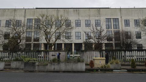 Humedades en el CEIP Wenceslao Fern�ndez Fl�rez