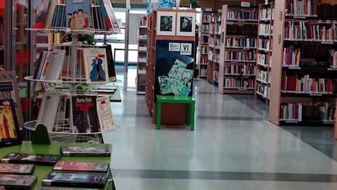 Una de las bibliotecas municipales de Gij�n