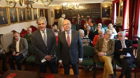 Pedro Puy y Francisco Loimil, antes de iniciar la charla