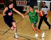 Ana Mart�n, en un partido ante el Cortegada.