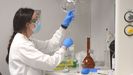 Vista general de un qu�mico anal�tico en la sede de AstraZeneca en Sydney, Australia