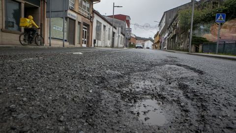 Rotonda de Pad�n, en Ribeira