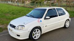 Citro�n Saxo con el que competir�n Martarelli y Segovia en Noia