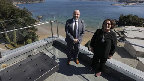 Jos Manuel Pereira, junto a la directora general, Remedios Salgueiro