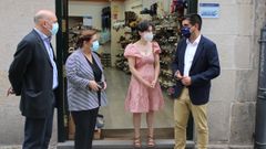 Gabriel Al�n visit� la zapater�a Word Mujer, beneficiaria del programa Emega.