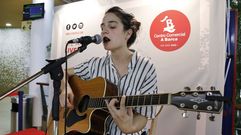 Cora Velasco ofrece un concierto en O Barco
