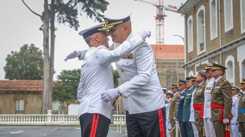 Morales y Souto, a punto de fundirse en un abrazo