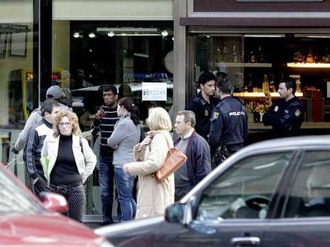 La polica acudi a un bar de la calle Barcelona tras una trifulca