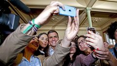 Acto del candidato del PSOE Pedro Sanchez en Pontevedra