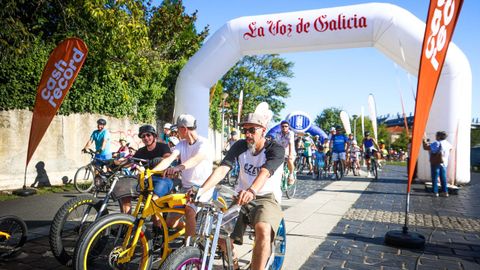 La l�nea de salida, en el paseo mar�timo de Xuvia