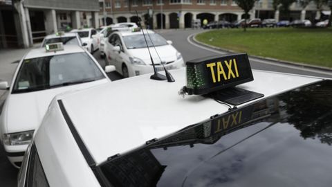 Imagen de archivo de taxis en la parada de Matogrande