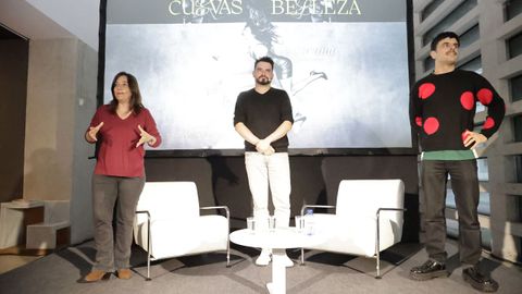 Encuentro entre Rodrigo Cuevas y Nuno Pico en la Fundaci�n Luis Seoane de A Coru�a