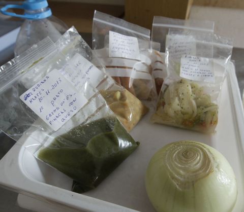 En alg�n comedor olvid� Perea Rojas muestras de su comida.
