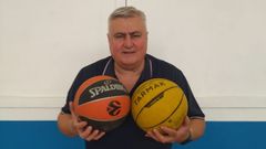 Victoria, entre balones en el polideportivo municipal barquense