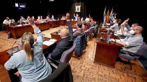 Pleno de la corporaci�n local de Pontevedra