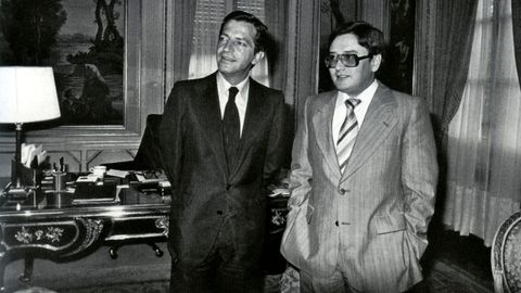 �nega junto al presidente del Gobierno Adolfo Su�rez, cuando era su director de prensa. 