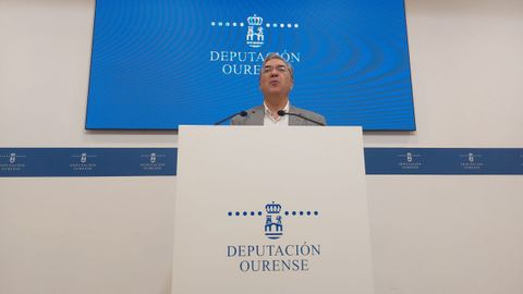 Luis Menor, en la rueda de prensa de este lunes.