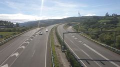 Vista de un tramo de la A-8 en el trayecto que une A Mari�a y la Terra Ch�