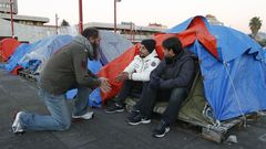 Acampada contra la pobreza en la Praza do Rei