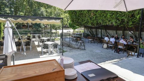 Terraza de A Garrafeira, en Leiro