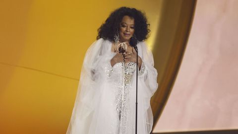 Diana Ross presentando un premio 