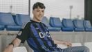 Fede Vi�as, con la camiseta retro del Real Oviedo