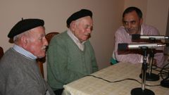 Os irm�ns Jos� e �lvaro Veloso Valc�rcel, xa falecidos, foron gravados por Xos� Lois Foxo no 2009 e as s�as coplas foron editadas nun disco que se publicou no 2011