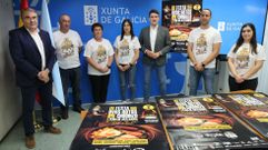 Presentacin de la Festa dos Ovos Rotos con Chourizos, con la asociacin de vecinos Ribeiras do Lea, el alcalde de Castro de Rei, Francisco Balado, y el delegado de la Xunta en Lugo, Javier Arias